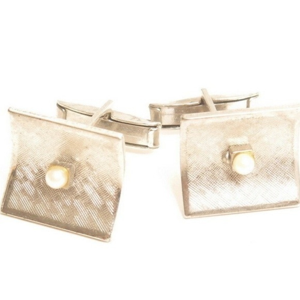 Vintage Square‎ Pearl Center Silver Cufflinks